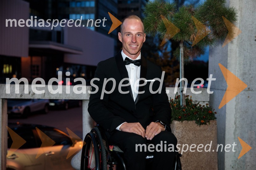  Anej Doplihar, slovenski paraolimpijecFatalni moški 2021 je Aljoša Bagola