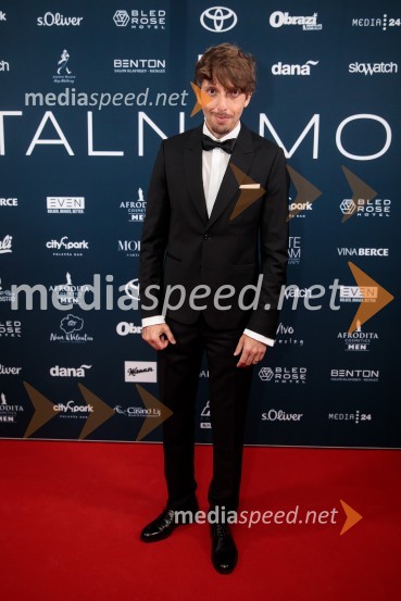  Aljoša  Bagola, izvršni kreativni direktor Pristop CreativeFatalni moški 2021 je Aljoša Bagola