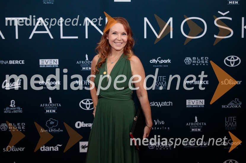  Irena Jalšovec Kogoj - Regina, pevkaFatalni moški 2021 je Aljoša Bagola