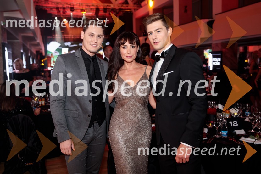  Arnej Ivkovič, plesalec;  Tina Gorenjak, igralka;  Matej Zemljič, igralecFatalni moški 2021 je Aljoša Bagola