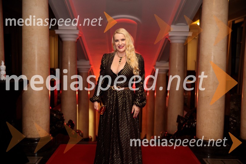  Danica Lovenjak, novinarkaFatalni moški 2021 je Aljoša Bagola