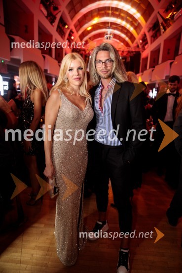  ... ;  Tibor Golob, fotografFatalni moški 2021 je Aljoša Bagola