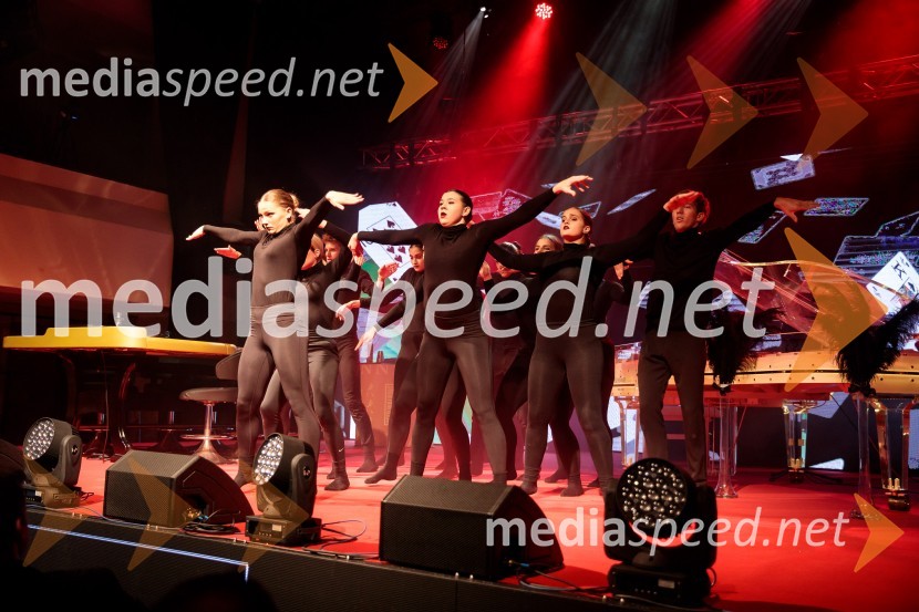 Plesna šola BoleroFatalni moški 2021 je Aljoša Bagola