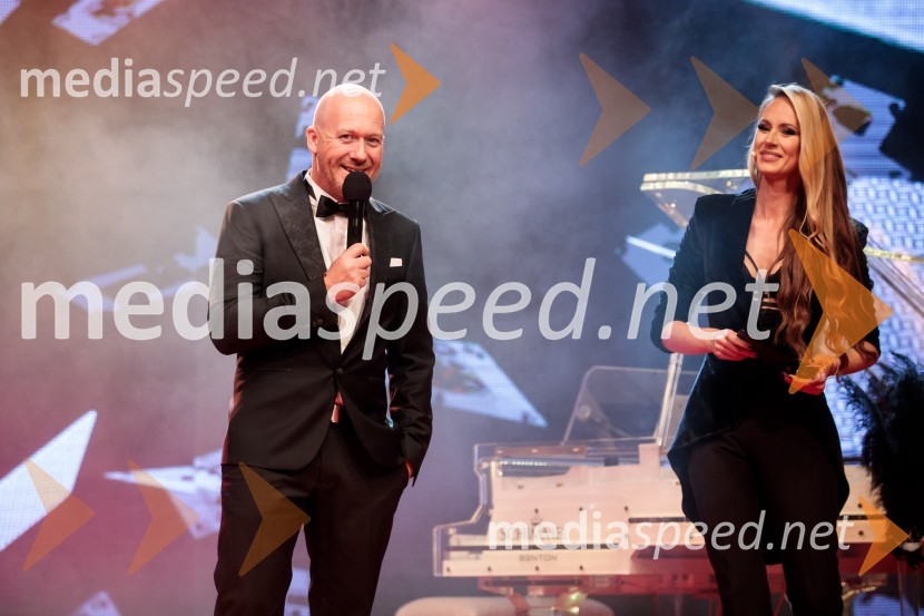  Uroš Štefelin, kuharski mojster, Villa Podvin;  Jerneja Podbevšek Zhembrovskyy, modna oblikovalka, voditeljicaFatalni moški 2021 je Aljoša Bagola