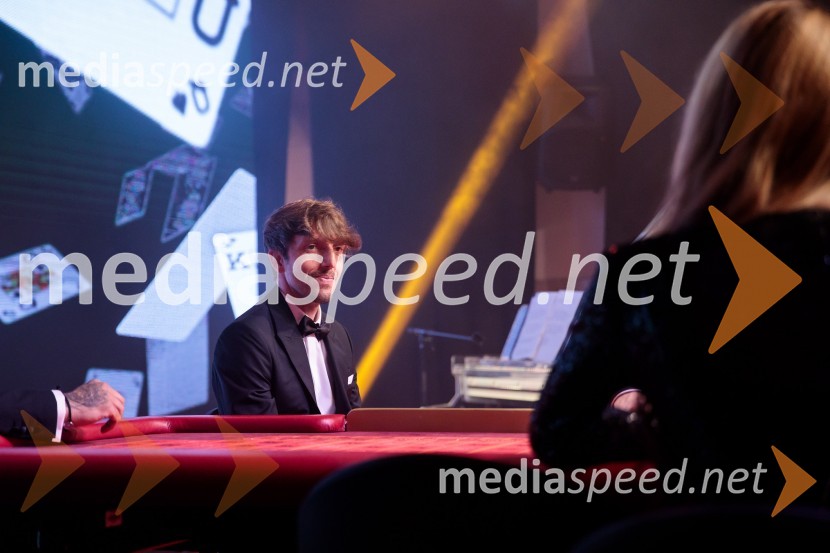  Aljoša  Bagola, izvršni kreativni direktor Pristop CreativeFatalni moški 2021 je Aljoša Bagola