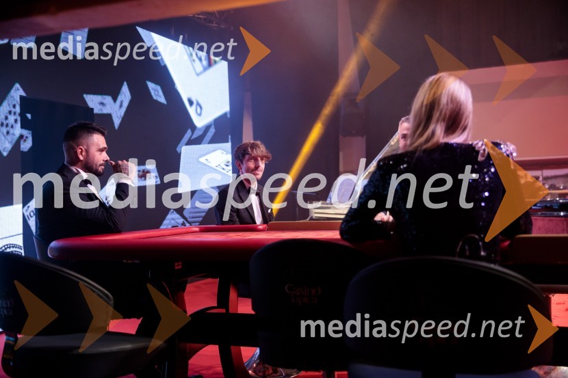  Jani Jugovic, Cool Fotr;  Aljoša  Bagola, izvršni kreativni direktor Pristop CreativeFatalni moški 2021 je Aljoša Bagola