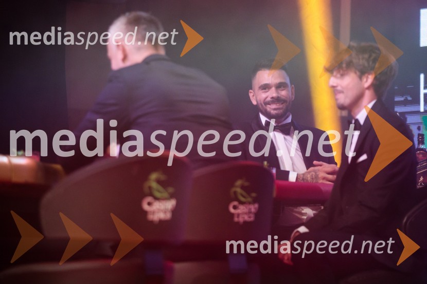  Jani Jugovic, Cool Fotr;  Aljoša  Bagola, izvršni kreativni direktor Pristop CreativeFatalni moški 2021 je Aljoša Bagola