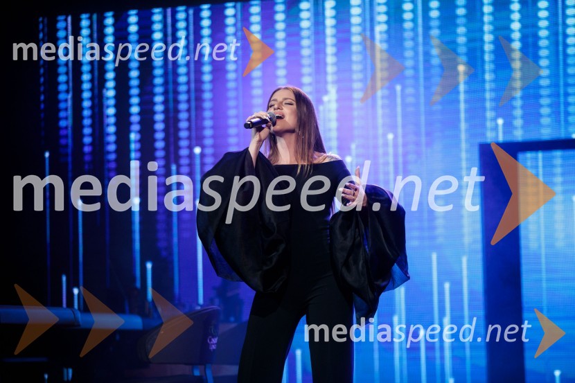  Maja Keuc, pevkaFatalni moški 2021 je Aljoša Bagola