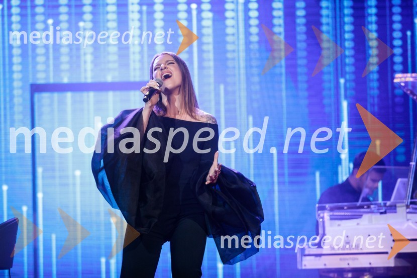  Maja Keuc, pevkaFatalni moški 2021 je Aljoša Bagola