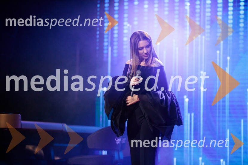  Maja Keuc, pevkaFatalni moški 2021 je Aljoša Bagola