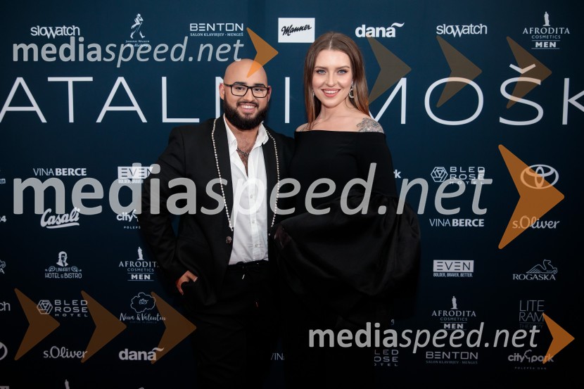  Tilen Lotrič, pevec;  Maja Keuc, pevkaFatalni moški 2021 je Aljoša Bagola