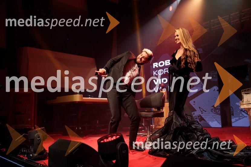  Robert Korošec, igralec;  Jerneja Podbevšek Zhembrovskyy, modna oblikovalka, voditeljicaFatalni moški 2021 je Aljoša Bagola