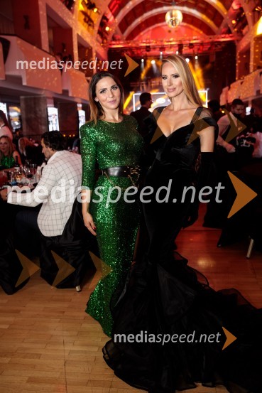  ... ;  Jerneja Podbevšek Zhembrovskyy, modna oblikovalka, voditeljicaFatalni moški 2021 je Aljoša Bagola