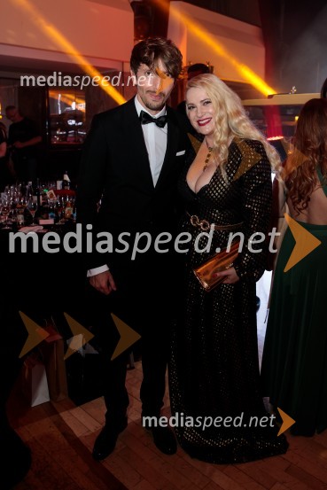  Aljoša Bagola, kreativec, kolumnist, predavatelj in knjižni avtor;  Danica Lovenjak, novinarkaFatalni moški 2021 je Aljoša Bagola