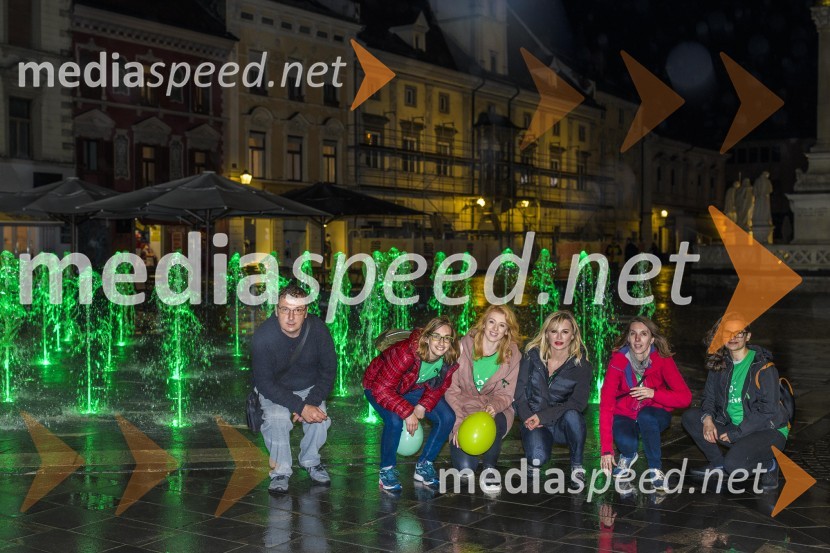 Mariborska fontana je v počastitev svetovnega dneva cerebralne paralize zasijala v zeleni barvi. Svetovni dan cerebralne paralize društva Sonček