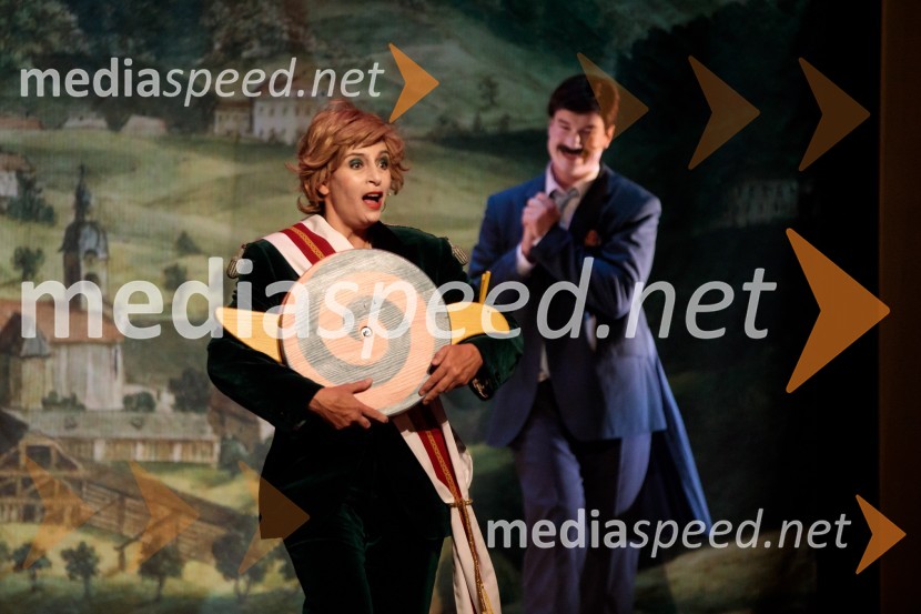  Barbara Medvešček, igralka;  Žan Brelih Hatunić, igralecKozlovska sodba v Višnji Gori, premiera otroške predstave Slovenskega ljudskega gledališča Celje