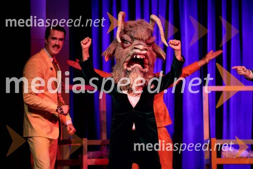  Urban Kuntarič, igralec;  Barbara Medvešček, igralkaKozlovska sodba v Višnji Gori, premiera otroške predstave Slovenskega ljudskega gledališča Celje