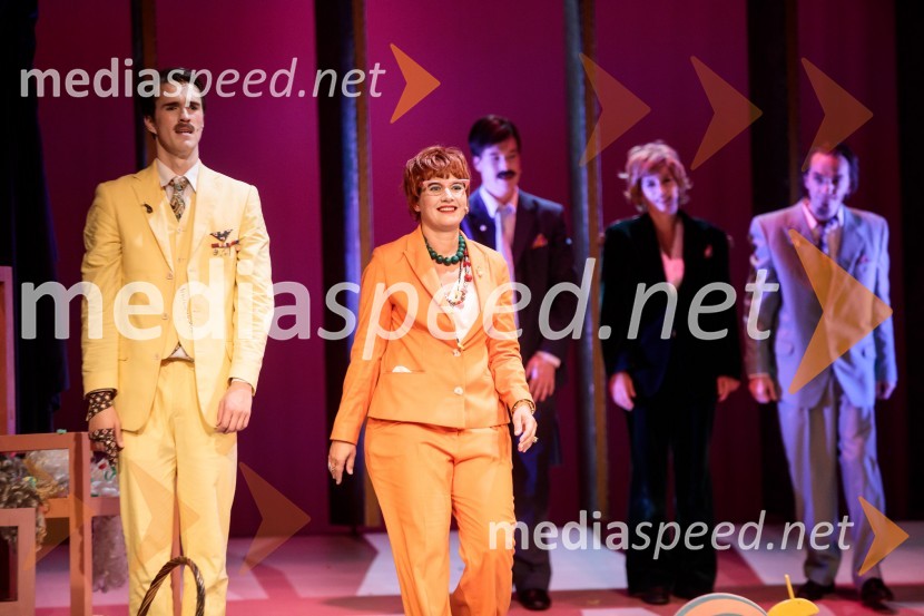  Urban Kuntarič, igralec;  Tanja Potočnik, igralkaKozlovska sodba v Višnji Gori, premiera otroške predstave Slovenskega ljudskega gledališča Celje