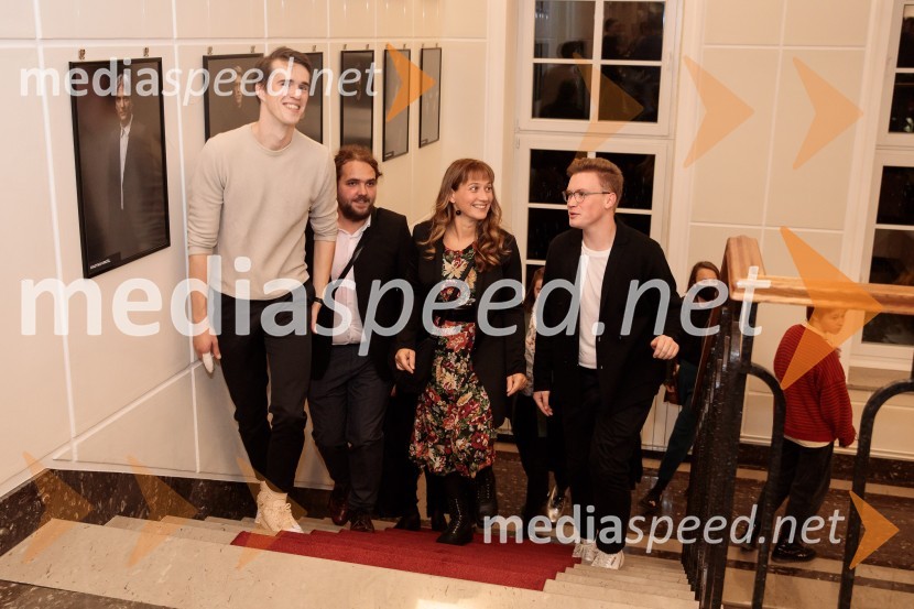  Urban Kuntarič, igralec;  Luka Marcen, režiser;  ... ;  Žan Brelih Hatunić, igralecKozlovska sodba v Višnji Gori, premiera otroške predstave Slovenskega ljudskega gledališča Celje