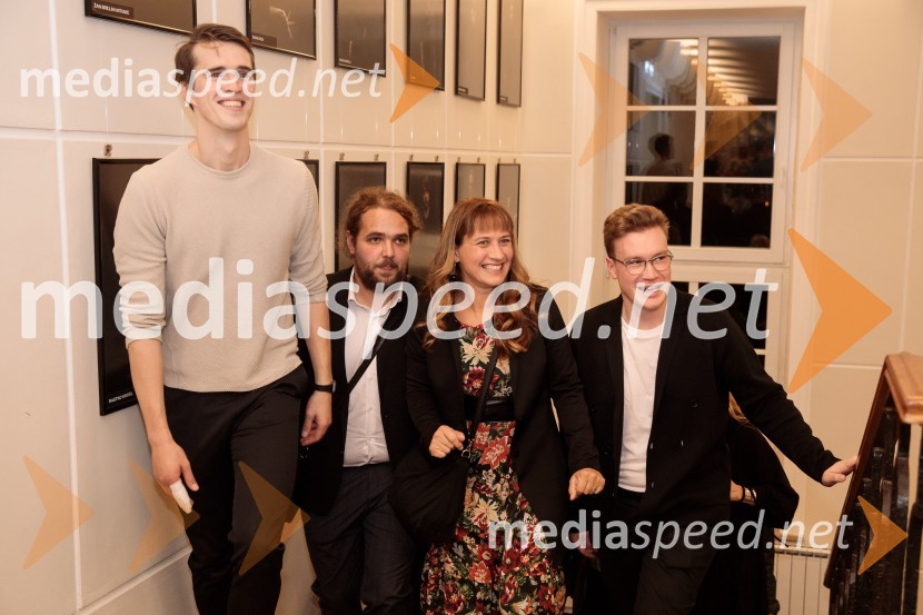  Urban Kuntarič, igralec;  Luka Marcen, režiser;  Tanja Potočnik, igralka;  Žan Brelih Hatunić, igralecKozlovska sodba v Višnji Gori, premiera otroške predstave Slovenskega ljudskega gledališča Celje