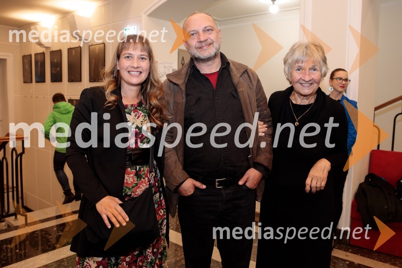  Tanja Potočnik, igralka;  ... ;  ... Kozlovska sodba v Višnji Gori, premiera otroške predstave Slovenskega ljudskega gledališča Celje