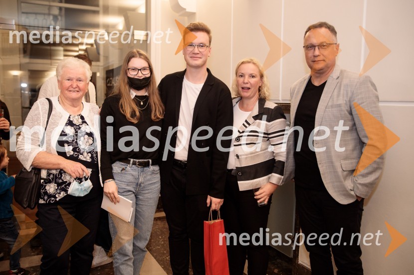  ... ;  ... ;  Žan Brelih Hatunić, igralec;  ... ;  ... Kozlovska sodba v Višnji Gori, premiera otroške predstave Slovenskega ljudskega gledališča Celje