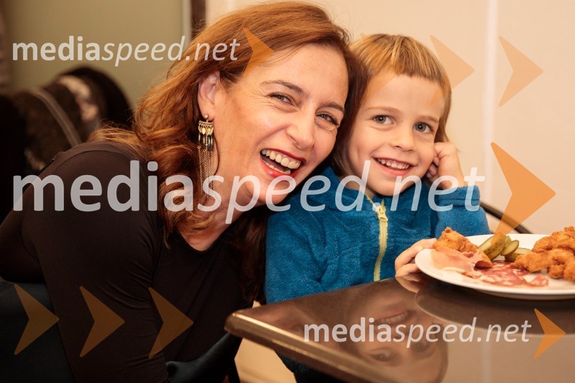  Barbara Medvešček, igralkaKozlovska sodba v Višnji Gori, premiera otroške predstave Slovenskega ljudskega gledališča Celje