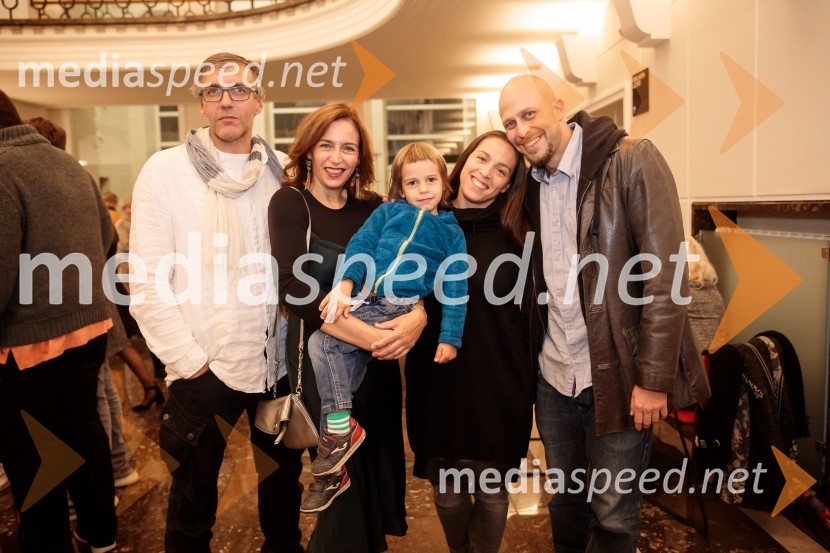  Mare Bulc, režiser;  Barbara Medvešček, igralka;  Ana  Medvešček, Šinšin, plesalka;  ... Kozlovska sodba v Višnji Gori, premiera otroške predstave Slovenskega ljudskega gledališča Celje