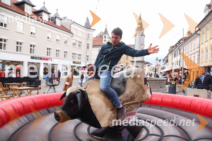 Dan kranjske klobase in piva