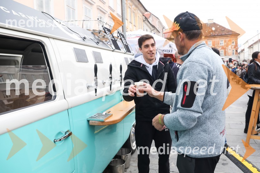 Dan kranjske klobase in piva