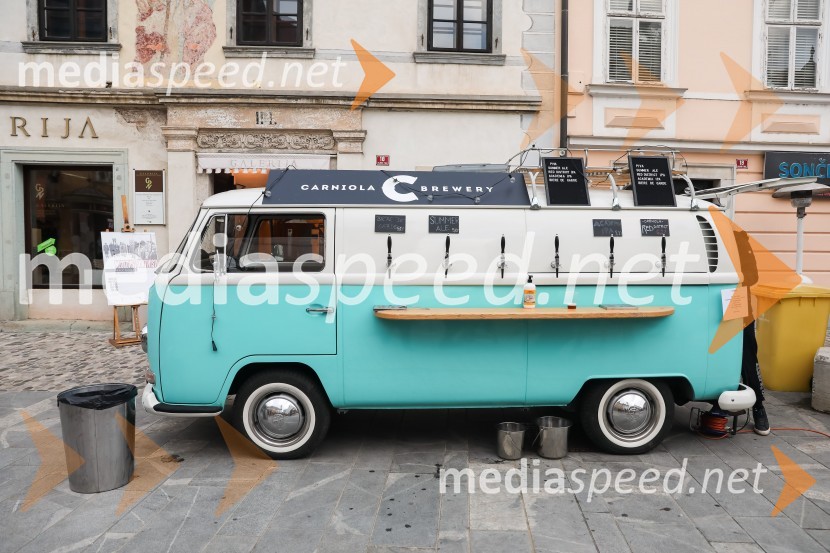 Dan kranjske klobase in piva