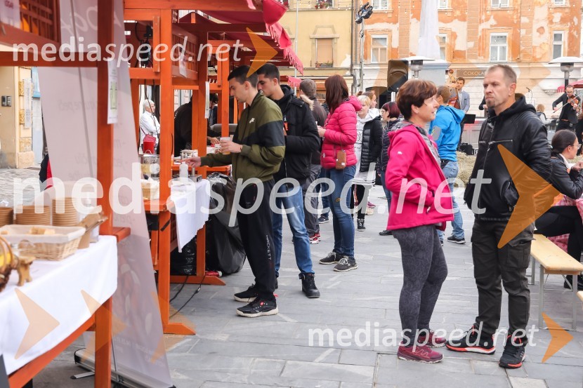 Dan kranjske klobase in piva