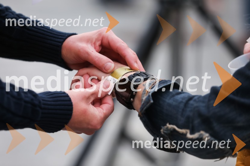 Dan kranjske klobase in piva