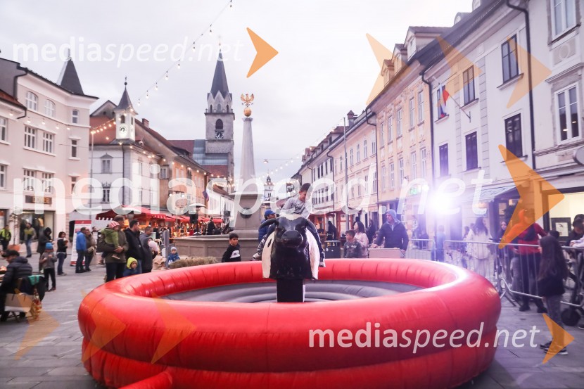 Dan kranjske klobase in piva