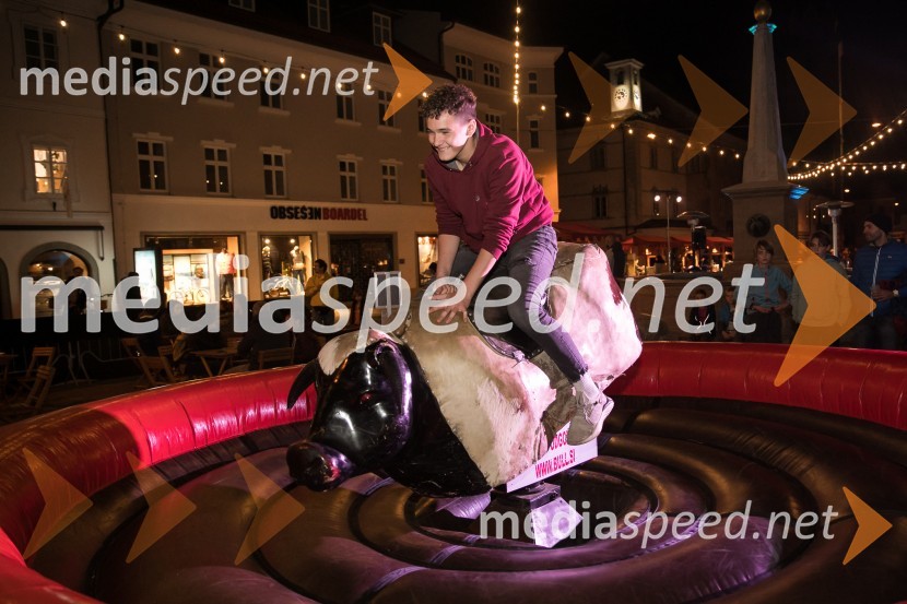 Dan kranjske klobase in piva