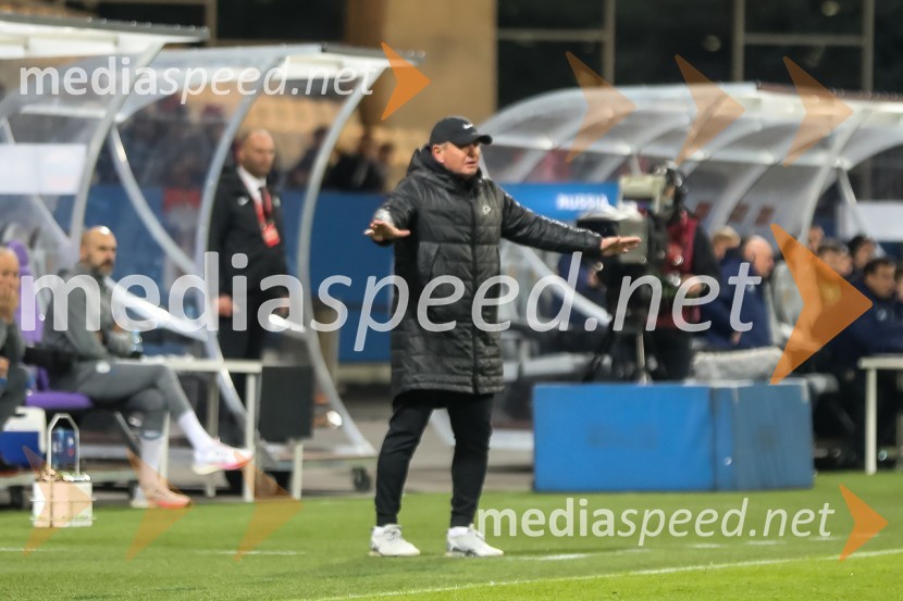  Matjaž Kek, selektor slovenske nogometne reprezentanceRusi razblinili sanje o svetovnem prvenstvu