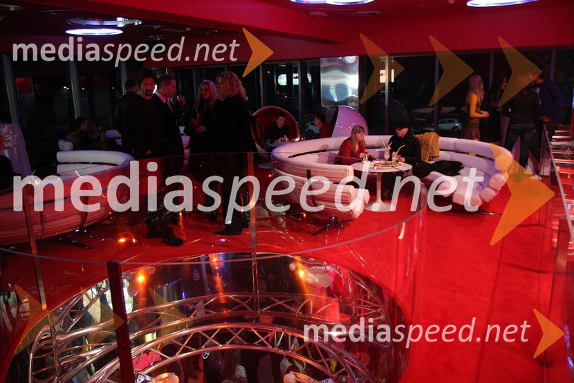 Klub PlatinumPlatinum, otvoritev kluba