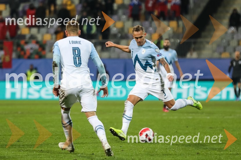  Sandi Lovrić, nogometaš;  ... Rusi razblinili sanje o svetovnem prvenstvu