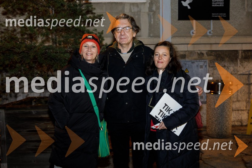  ... ;  Mitja Vrhovnik Smrekar, skladatelj;  ... Vročina, premiera SMG Ljubljana