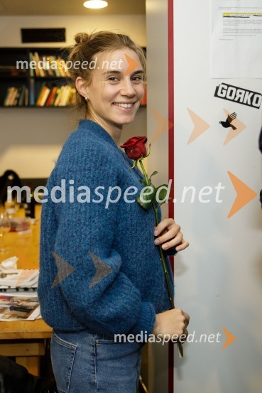  Maya Sara UngerVročina, premiera SMG Ljubljana