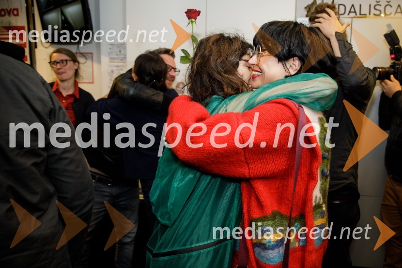  Mina Palada;  Tina Pavlović, kostumografinjaVročina, premiera SMG Ljubljana