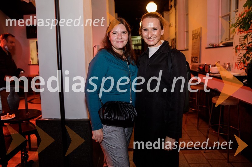  Teja Pelko, novinarka, Svet24;  Helena Grahek, vodja marketinga in odnosi z javnostmi, Slovensko mladinsko gledališčeVročina, premiera SMG Ljubljana