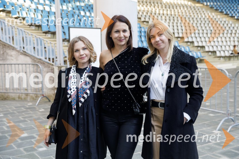  ... ;  Nina Kojima, bivša dopisnica RTV v Združenem Kraljestvu, režiserka in producentka;  ... Brexit v nepolitičnem zrcalu, dokumentarni film