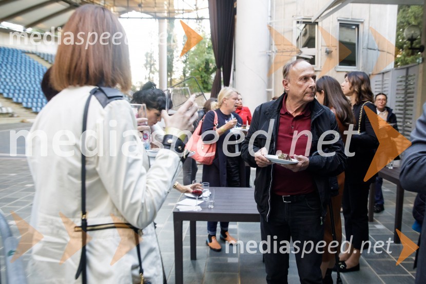 Brexit v nepolitičnem zrcalu, dokumentarni film