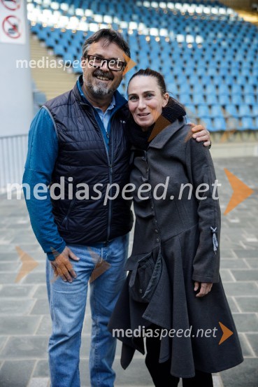  Jernej Kuntner, igralec;  Alenka Tetičkovič, igralkaBrexit v nepolitičnem zrcalu, dokumentarni film