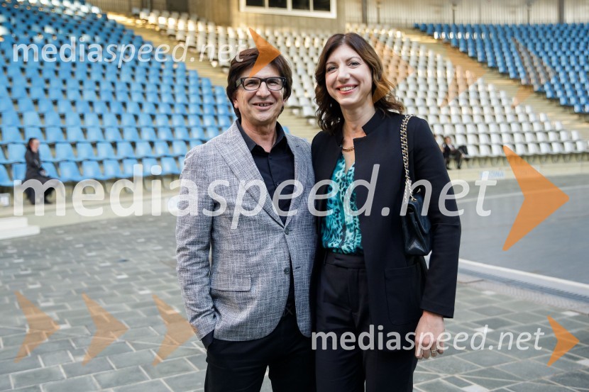  Predrag Todić, Ljubljana nepremičnine;  Mateja Todić Curk, Ljubljana nepremičnineBrexit v nepolitičnem zrcalu, dokumentarni film