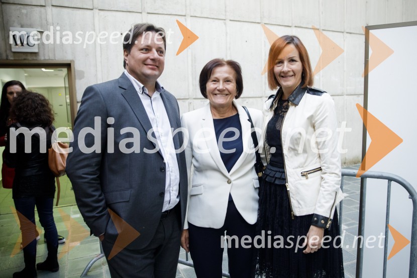  Robert Kuzmič, generalni direktor Iskra, solastnik nogometnega kluba Mura;  Gordana  Glamočanin ;  Mojca KuzmičBrexit v nepolitičnem zrcalu, dokumentarni film