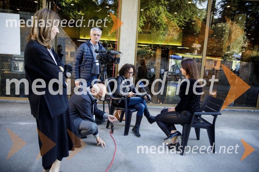 Brexit v nepolitičnem zrcalu, dokumentarni film