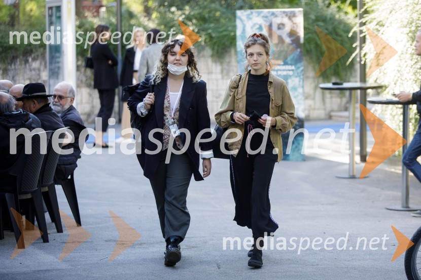 Brexit v nepolitičnem zrcalu, dokumentarni film