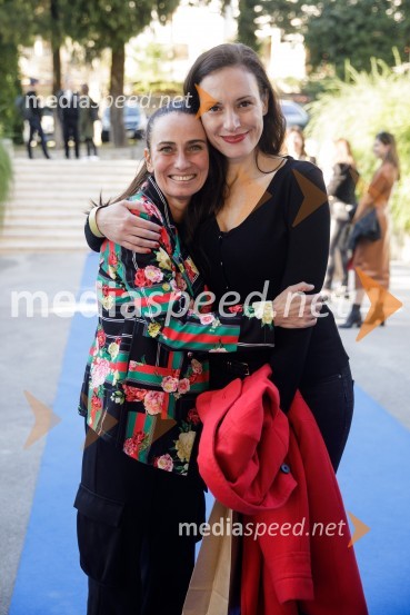  Alenka Tetičkovič, igralka;  Vida Breže, plesalkaBrexit v nepolitičnem zrcalu, dokumentarni film